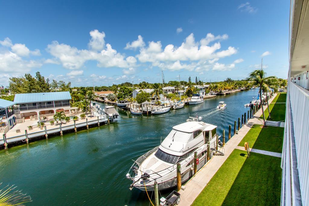 Boot Key Harbor Canal Comfy Condo マラソン エクステリア 写真